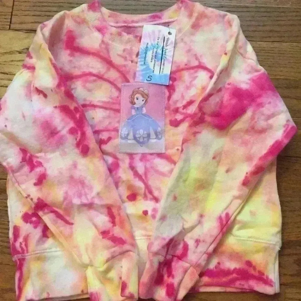 ⭐️New. Sofia the first Tie dye sweat shirt.